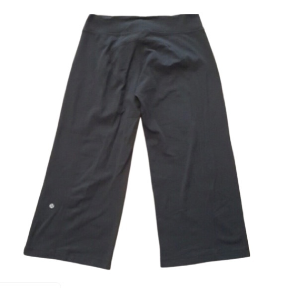 Lululemon cropped YOGA pants 6 - Picture 2 of 4